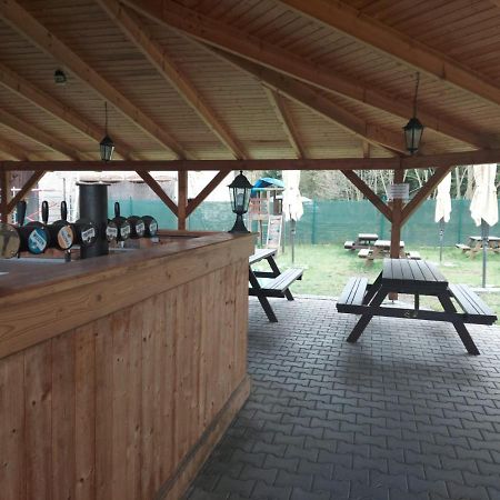 Pivovar Maly Janek - Restaurace, Penzion A Stany Jince Luaran gambar