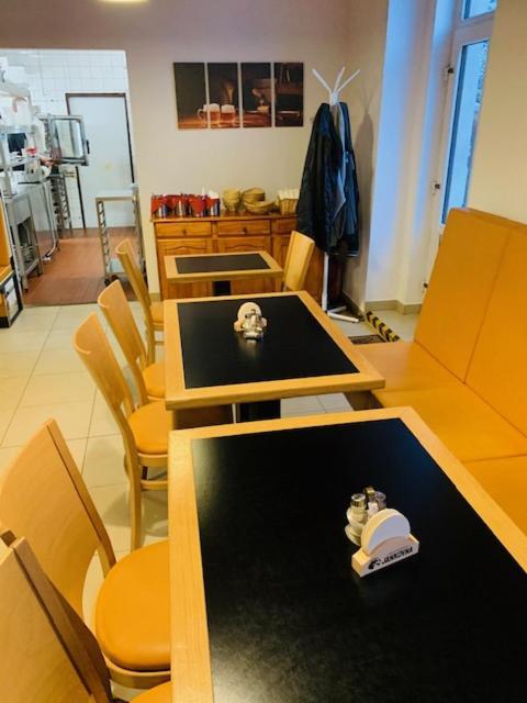 Pivovar Maly Janek - Restaurace, Penzion A Stany Jince Luaran gambar
